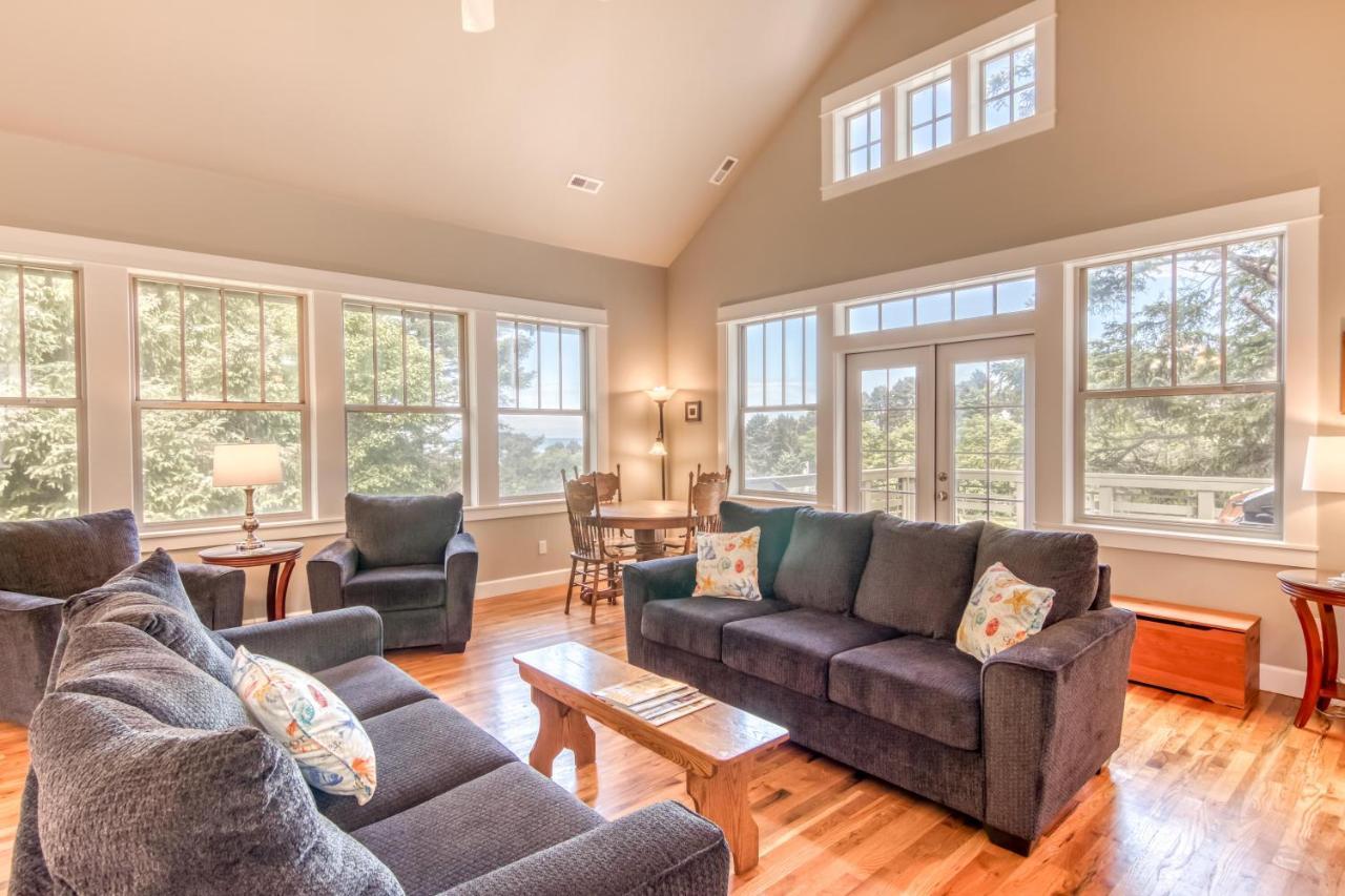 Cascade Cottage Lincoln City Extérieur photo