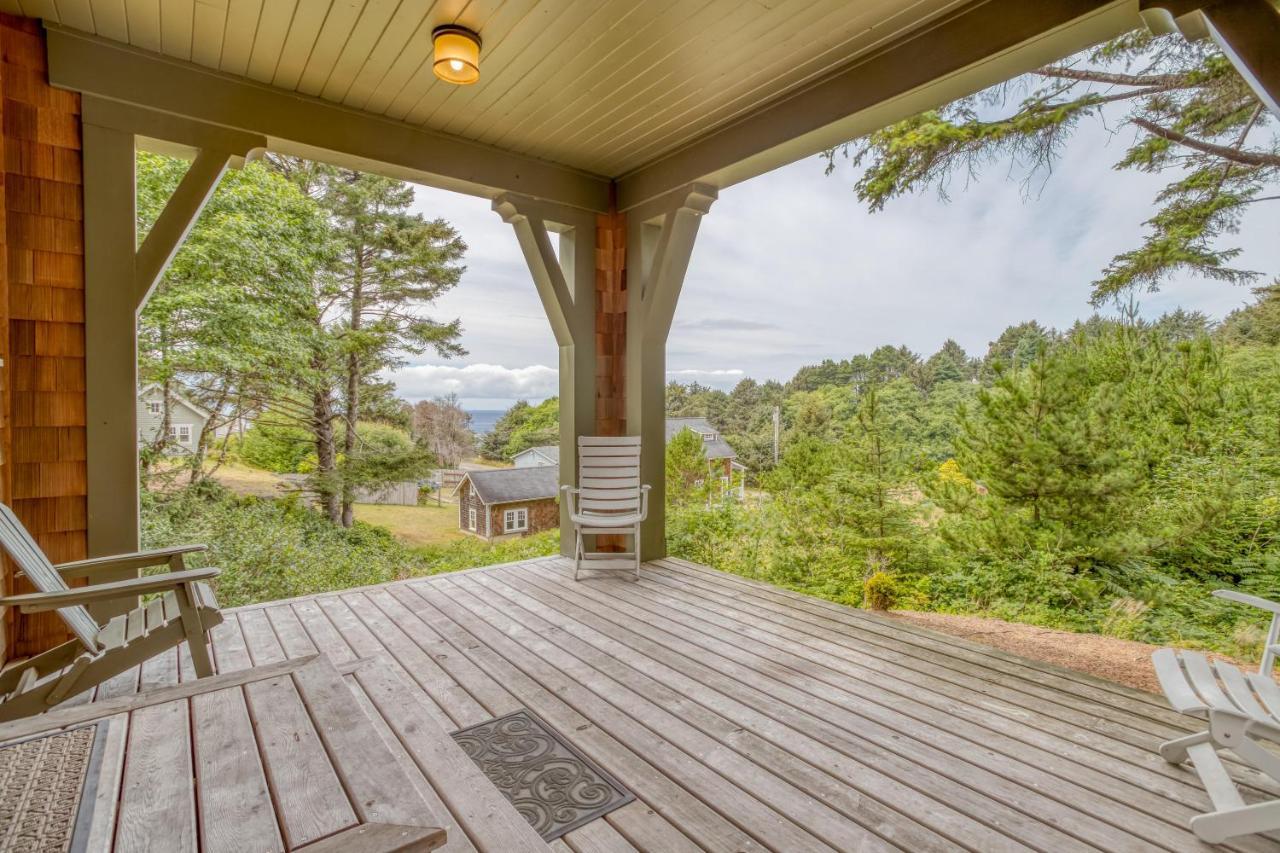 Cascade Cottage Lincoln City Extérieur photo