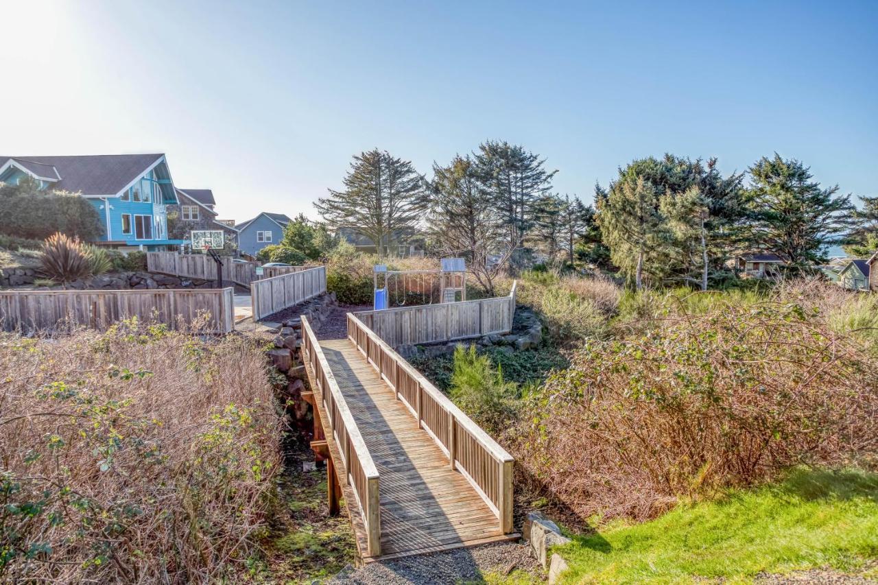Cascade Cottage Lincoln City Extérieur photo
