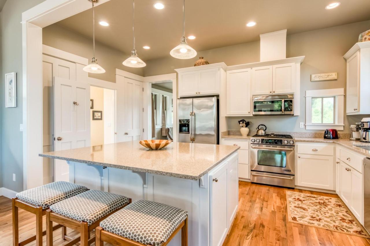 Cascade Cottage Lincoln City Extérieur photo