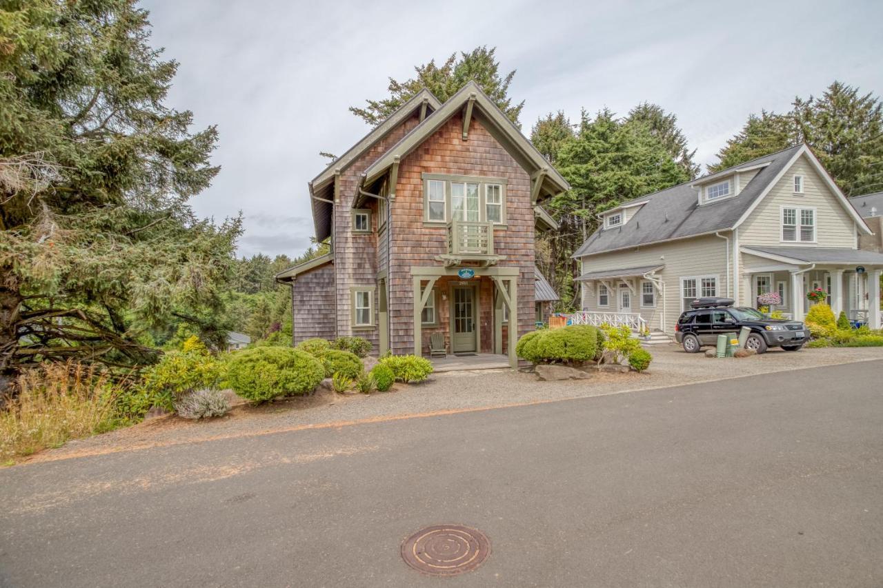 Cascade Cottage Lincoln City Extérieur photo