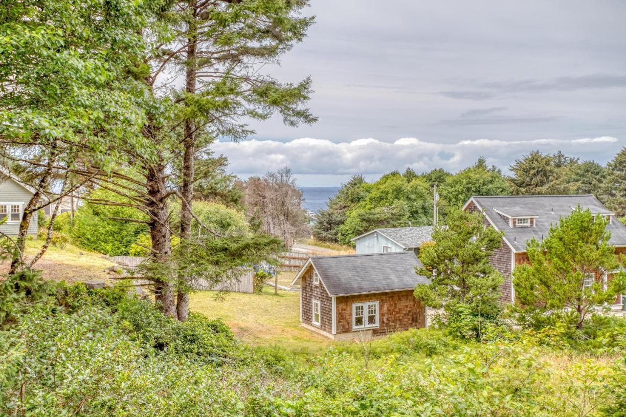 Cascade Cottage Lincoln City Extérieur photo